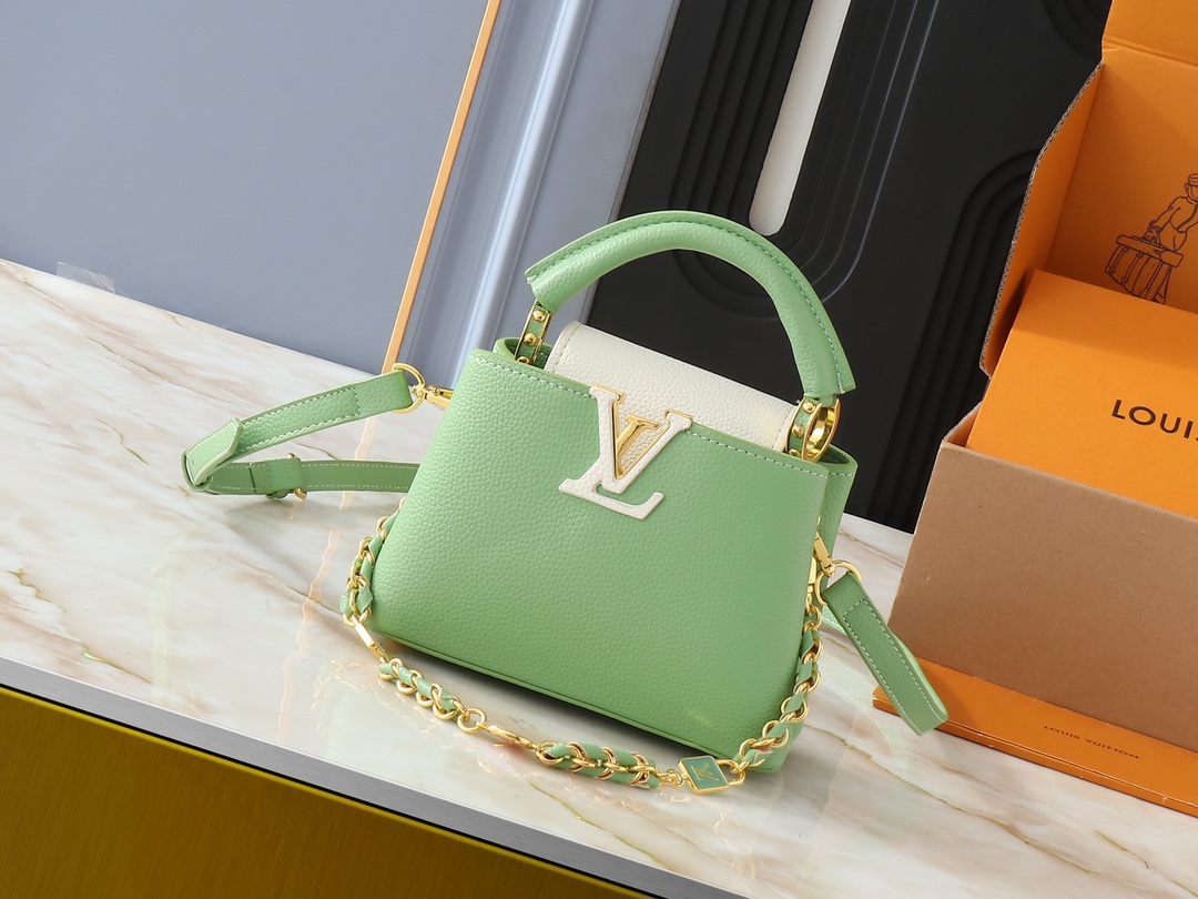 Louis Vuitton LV Classic Handbag Premium Canvas Model M28174 Monogram Pattern Evening Party Fashion Accessory